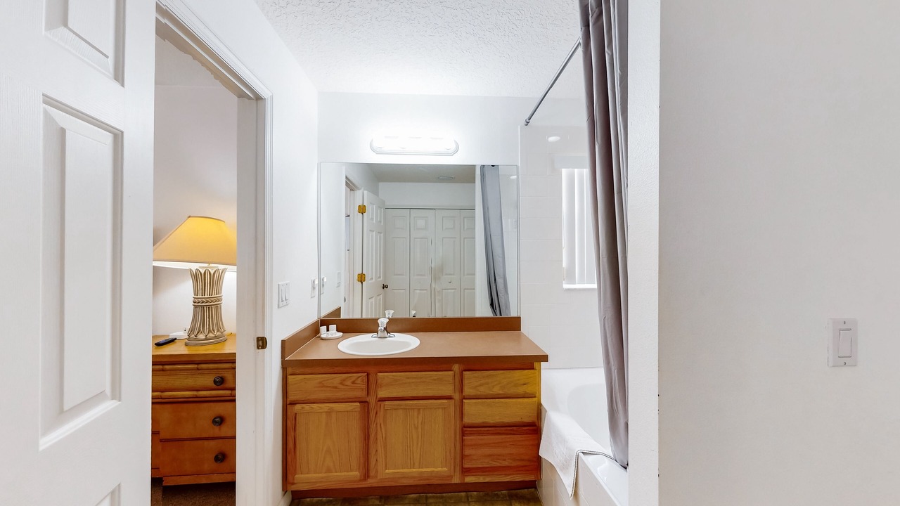 Photo of Bathroom in Lindfields