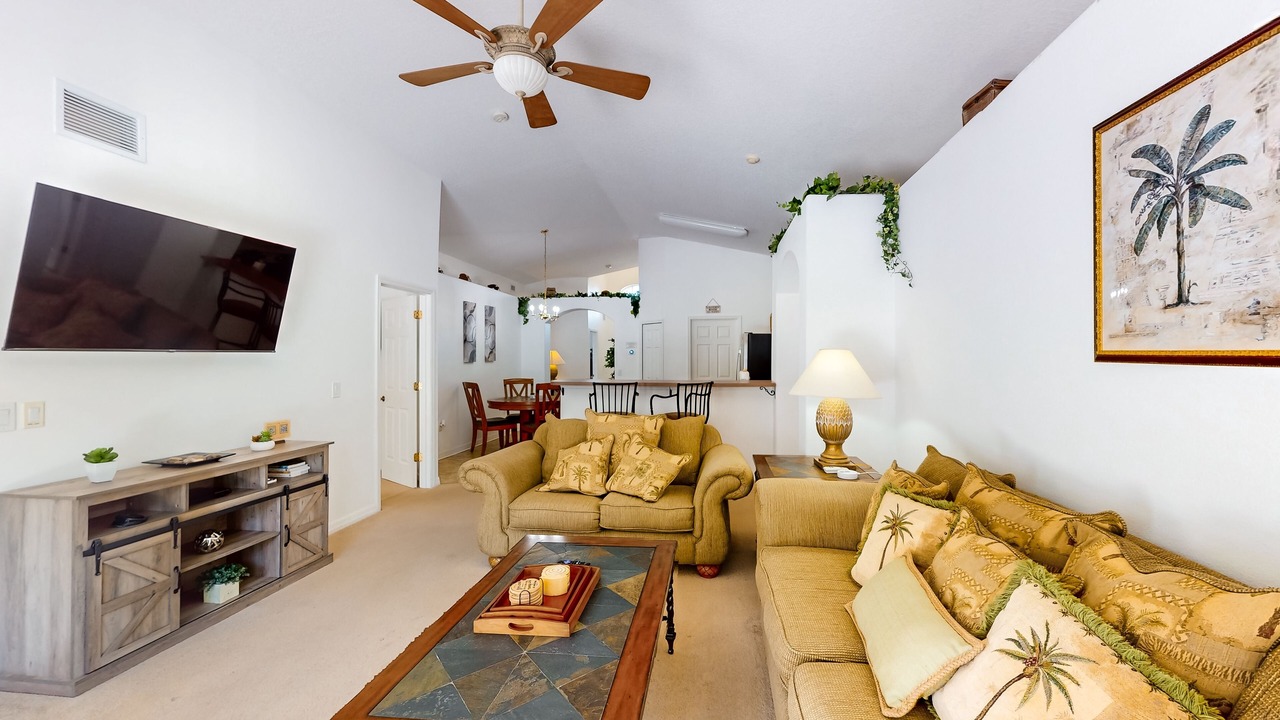 Photo of Livingroom in Lindfields