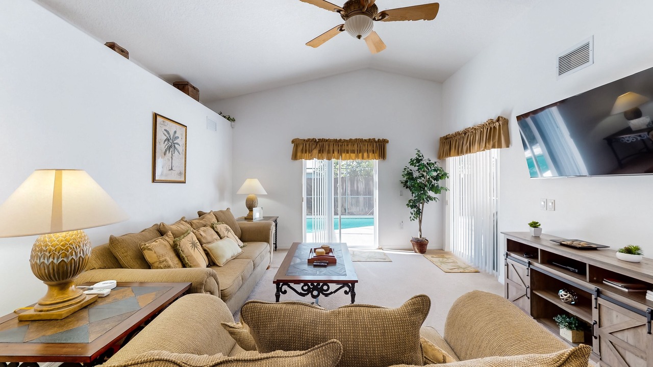 Photo of Livingroom in Lindfields