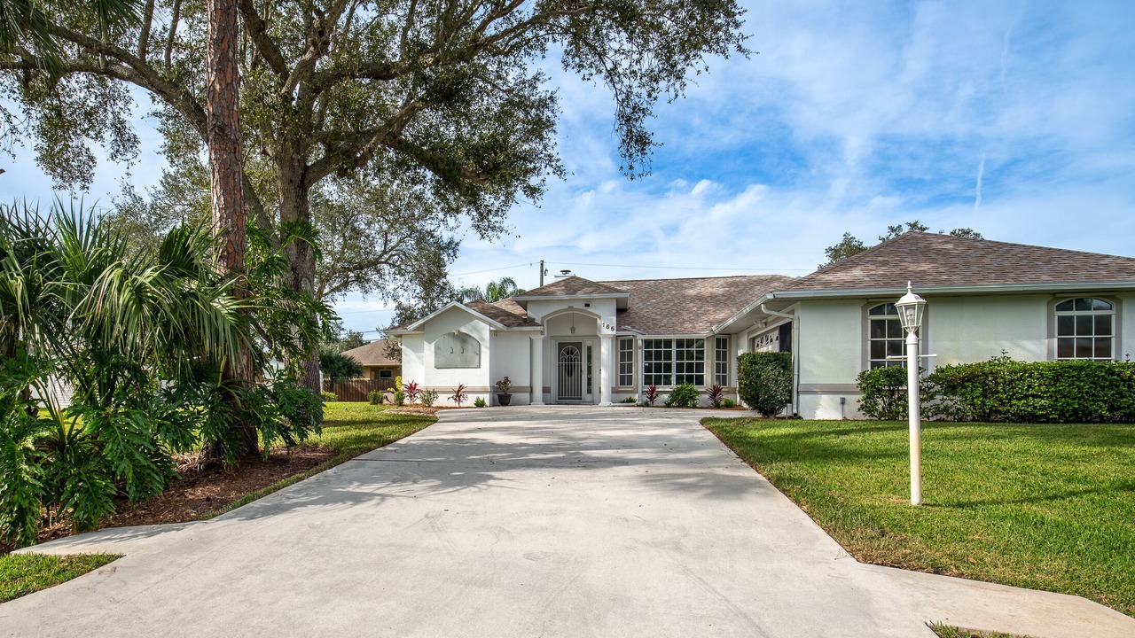 Photo of Outdoor in Sebastian Highlands