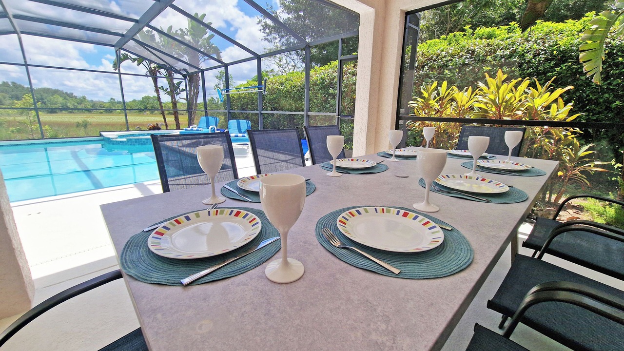 Photo of Outdoor in Orange Tree