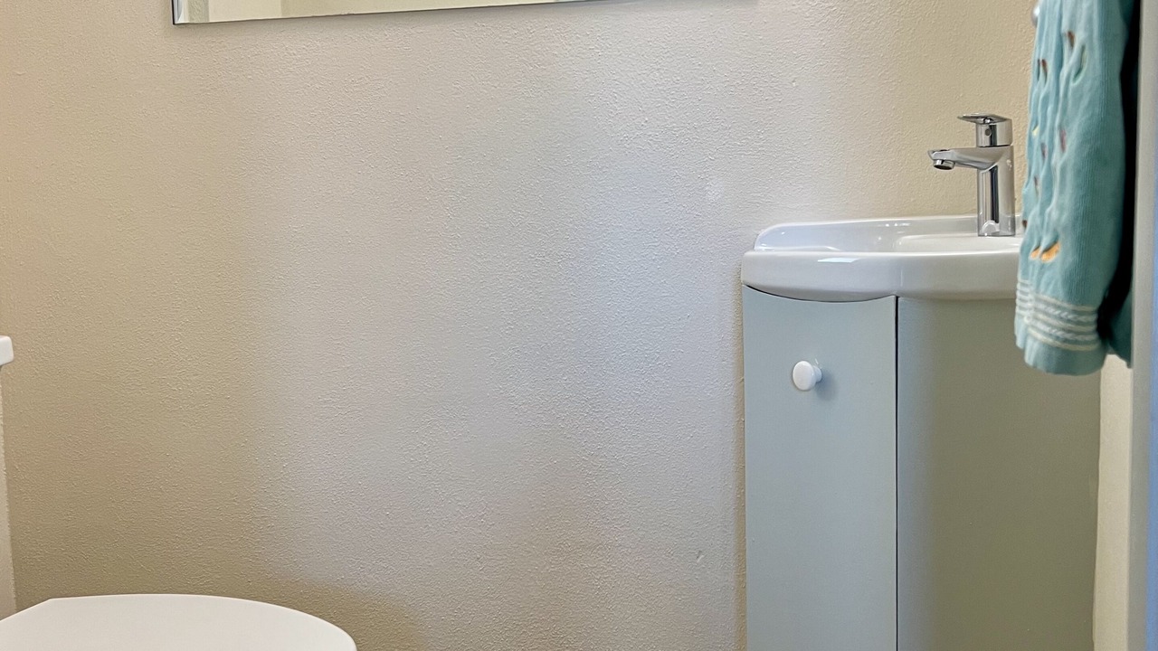 Photo of Bathroom in Indian Beach Sapphire Shores