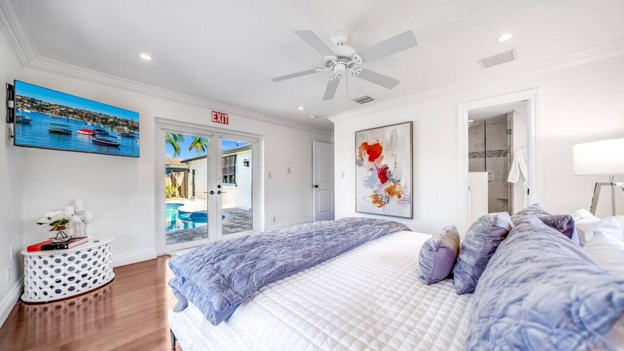 Photo of Bedroom in Garden Isles