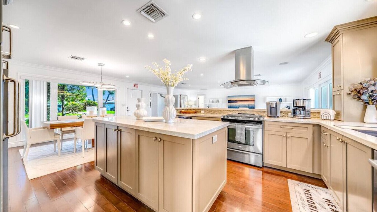 Photo of Kitchen in Garden Isles