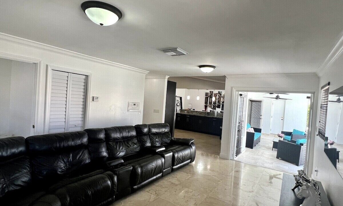 Photo of Livingroom in Tamiami