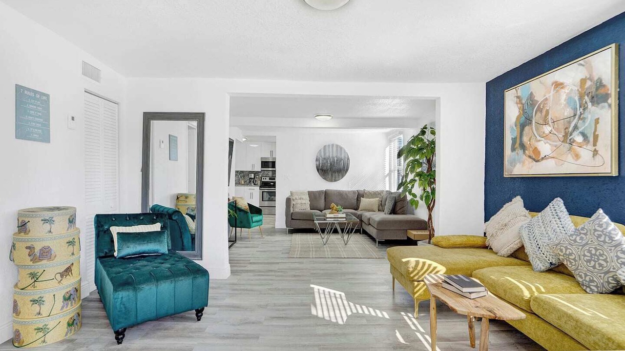 Photo of Livingroom in Allapattah