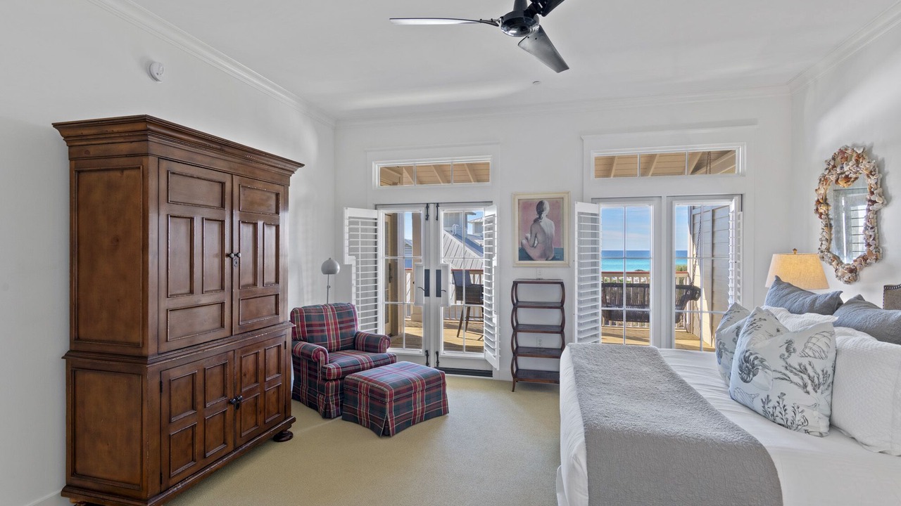 Photo of Bedroom in Beach District
