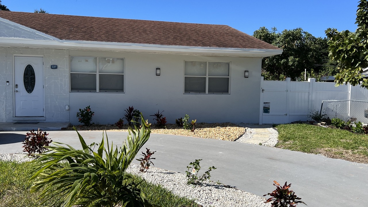 Photo of Outdoor in Greenacres