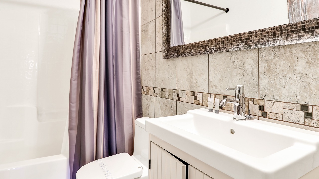 Photo of Bathroom in Silver Creek