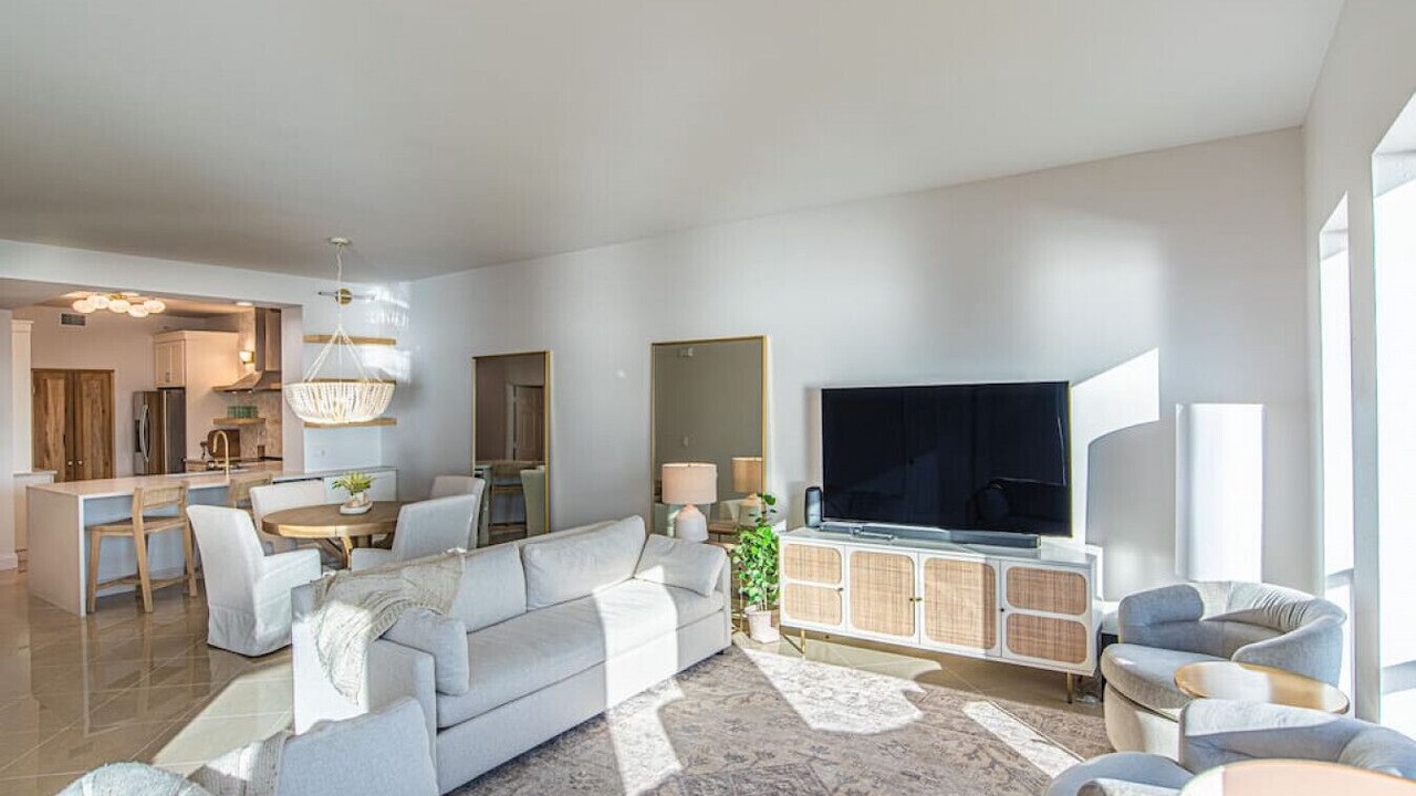 Photo of Livingroom in North Redington Beach