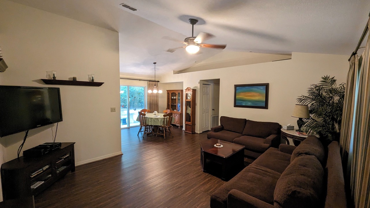Photo of Livingroom in Old Town