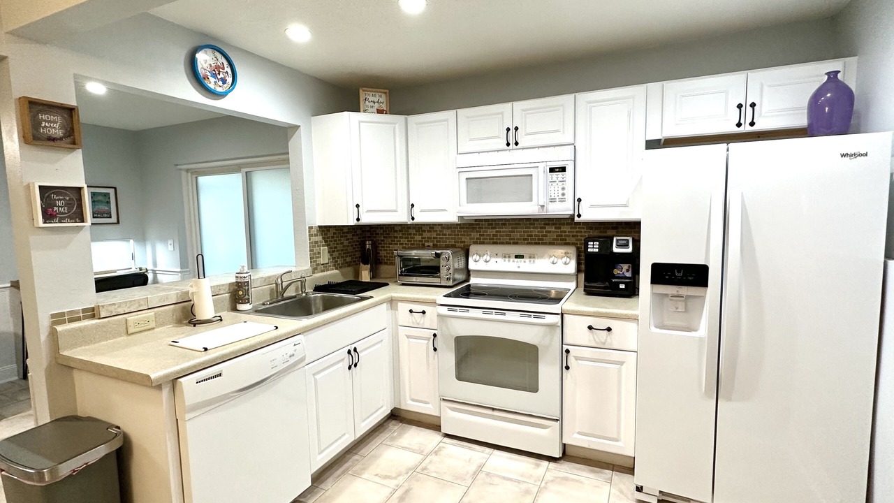 Photo of Kitchen in Cypress Gardens