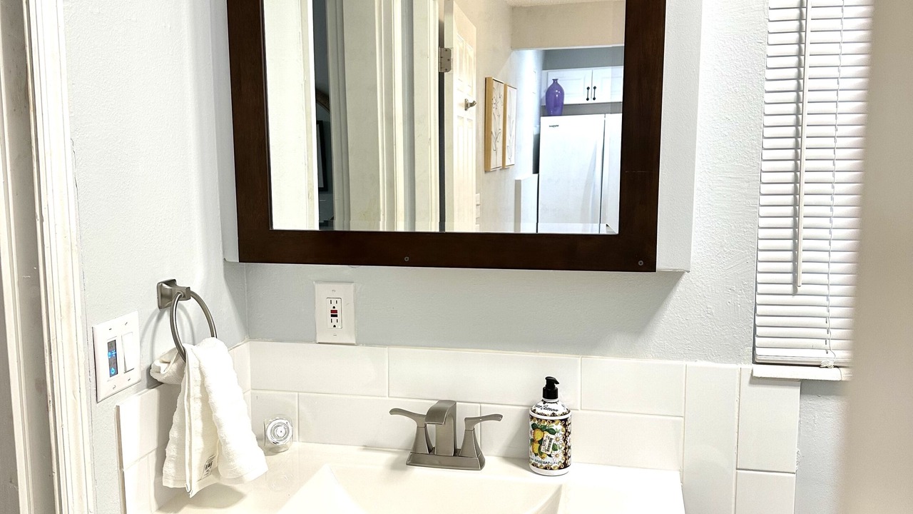 Photo of Bathroom in Cypress Gardens