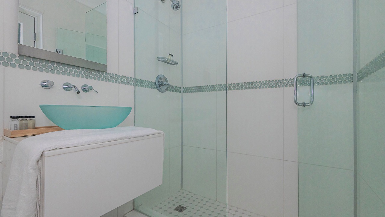 Photo of Bathroom in Pinecrest