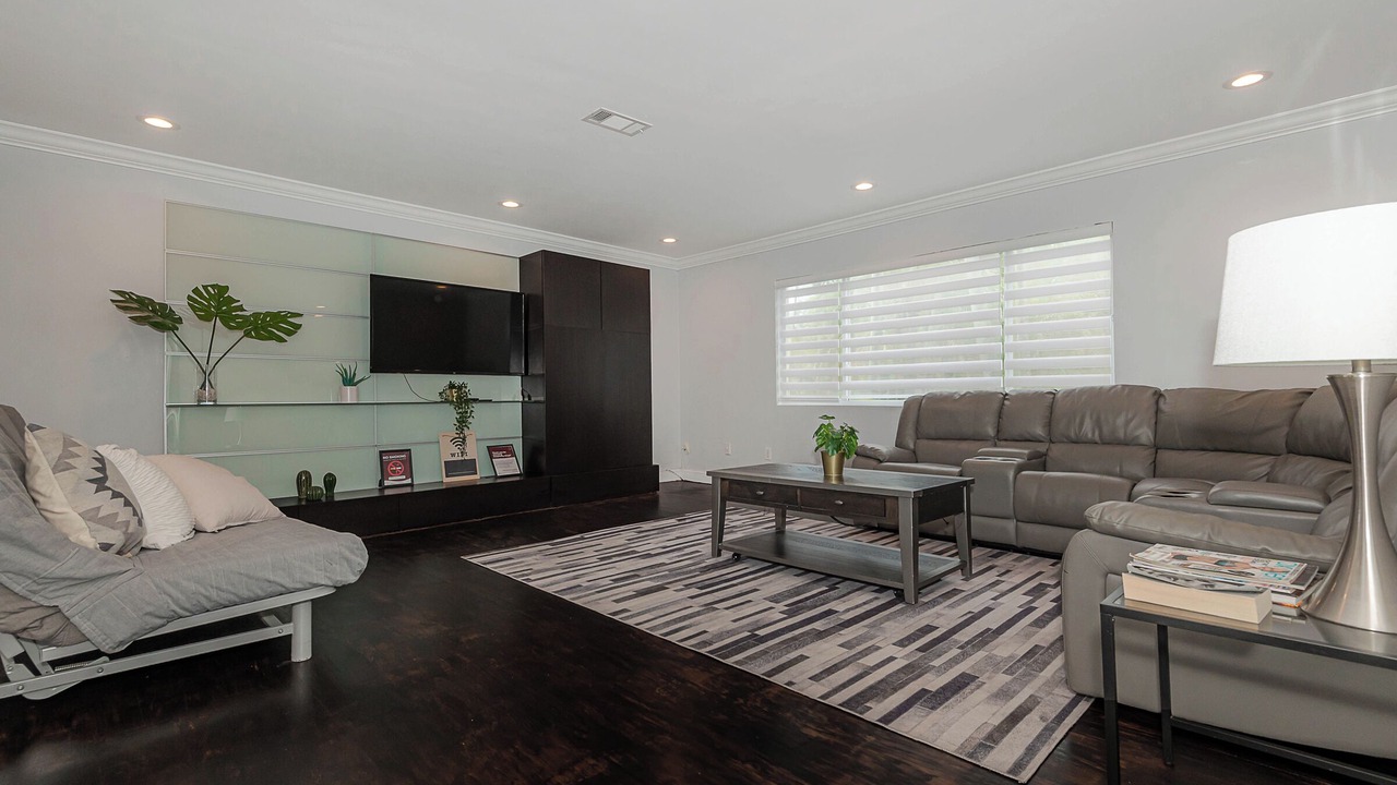 Photo of Livingroom in Pinecrest