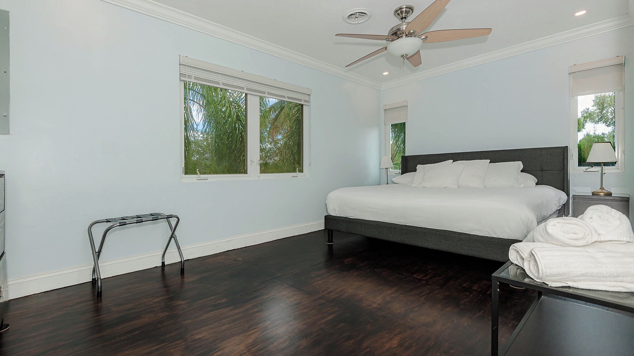 Photo of Bedroom in Pinecrest