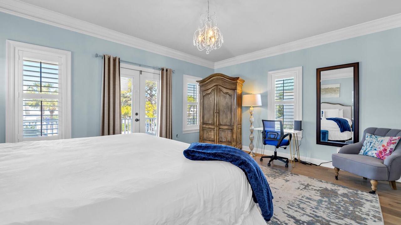 Photo of Bedroom in Crystal Shores