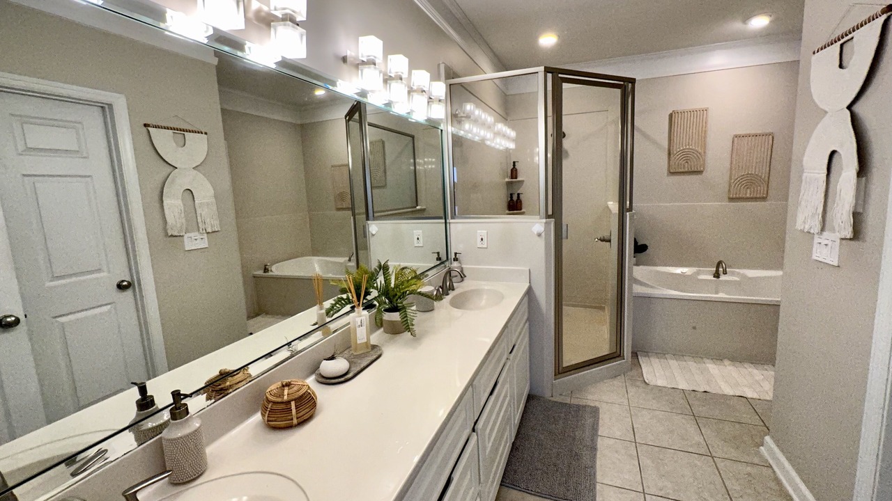 Photo of Bathroom in Magnolia Bluffs