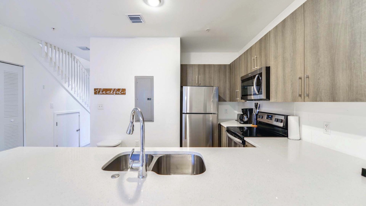 Photo of Kitchen in Golden Glades