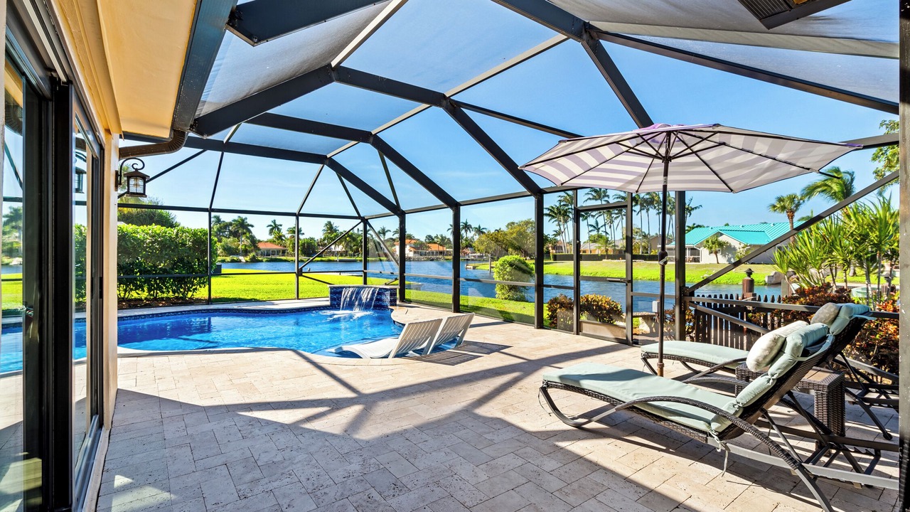Photo of Outdoor in Tropic Palms