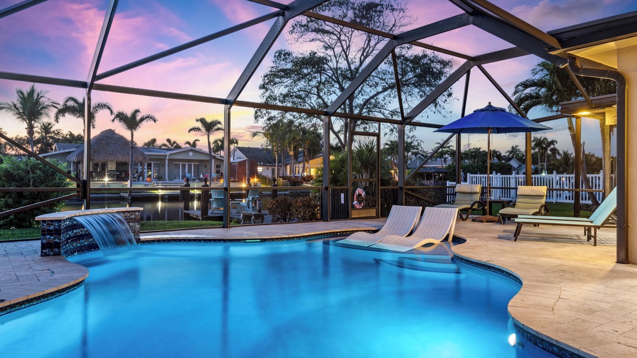 Photo of Outdoor in Tropic Palms