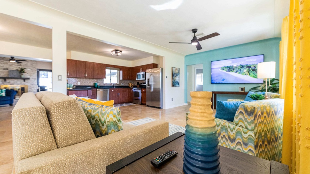Photo of Livingroom in South Pinellas Community Council