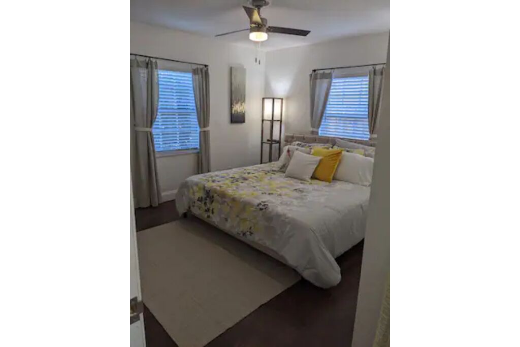 Photo of Bedroom in North Andrews Gardens