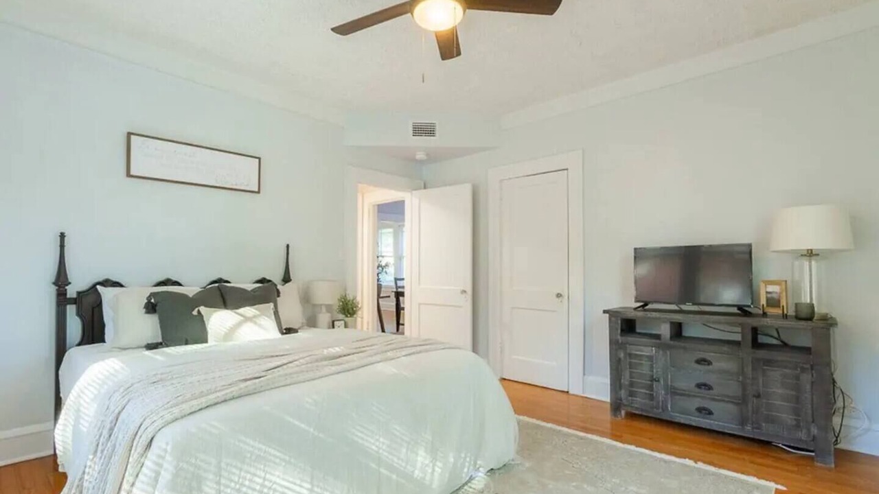 Photo of Bedroom in Riverside