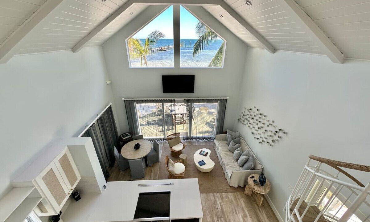 Photo of Livingroom in Sugarloaf Key