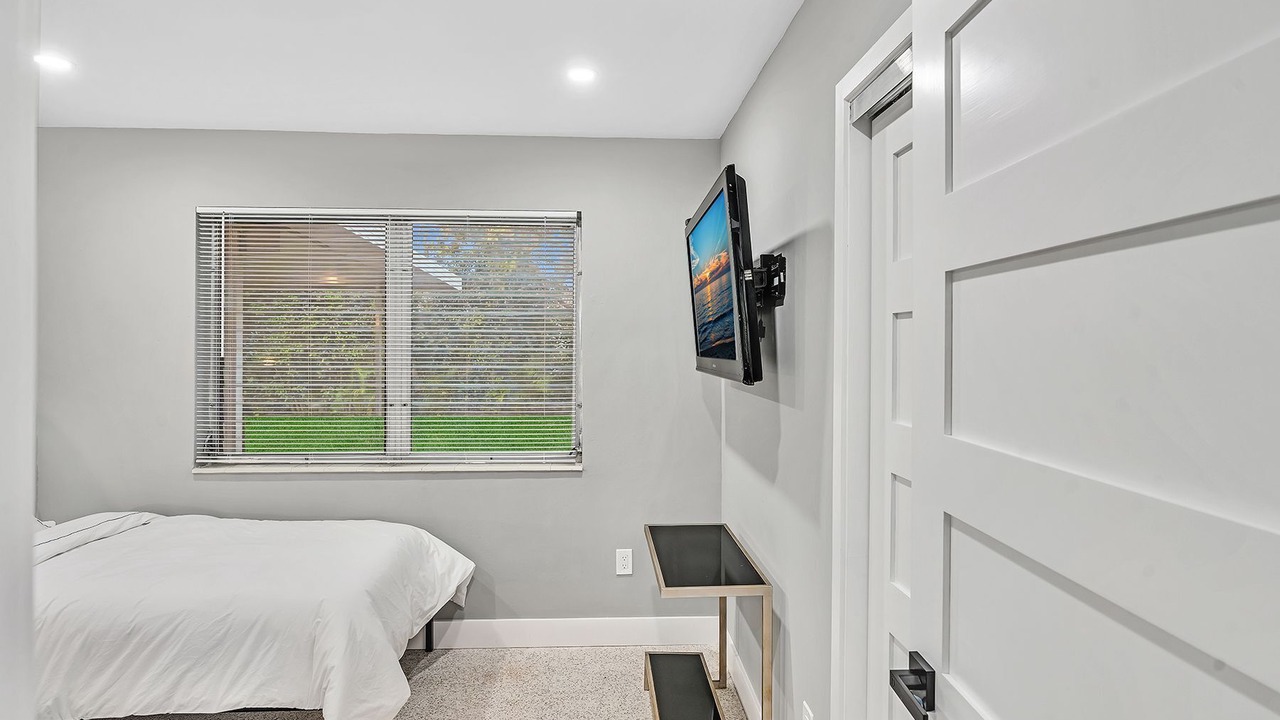 Photo of Bedroom in El Portal