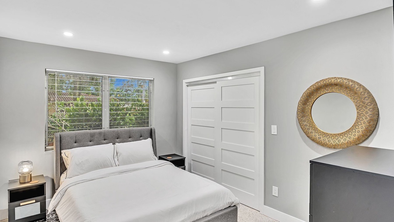 Photo of Bedroom in El Portal