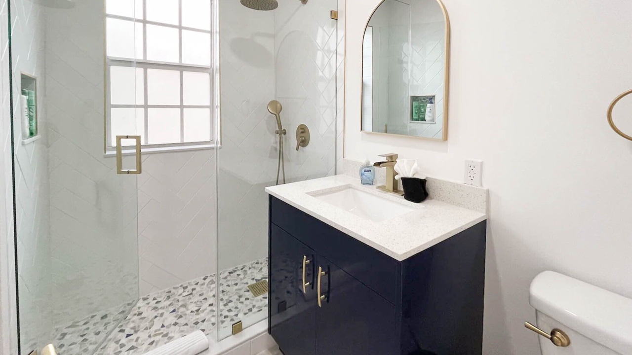 Photo of Bathroom in South Pointe