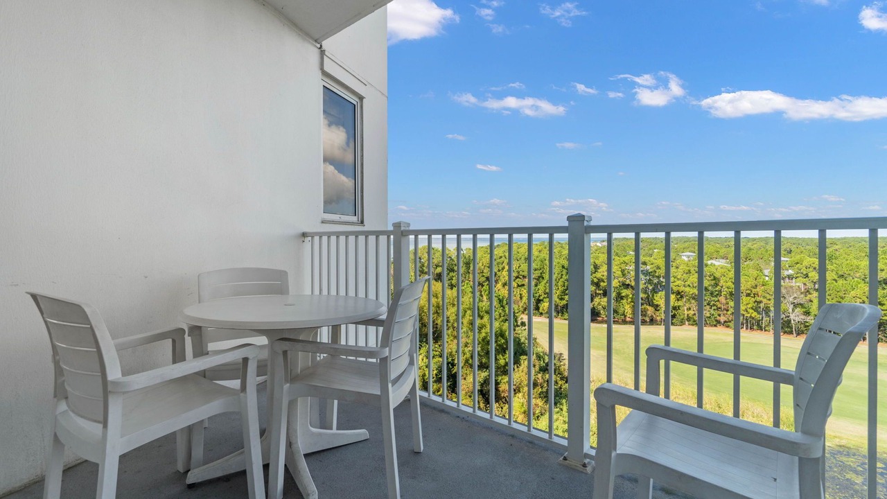 Photo of Patio Balcony in Baytowne Wharf