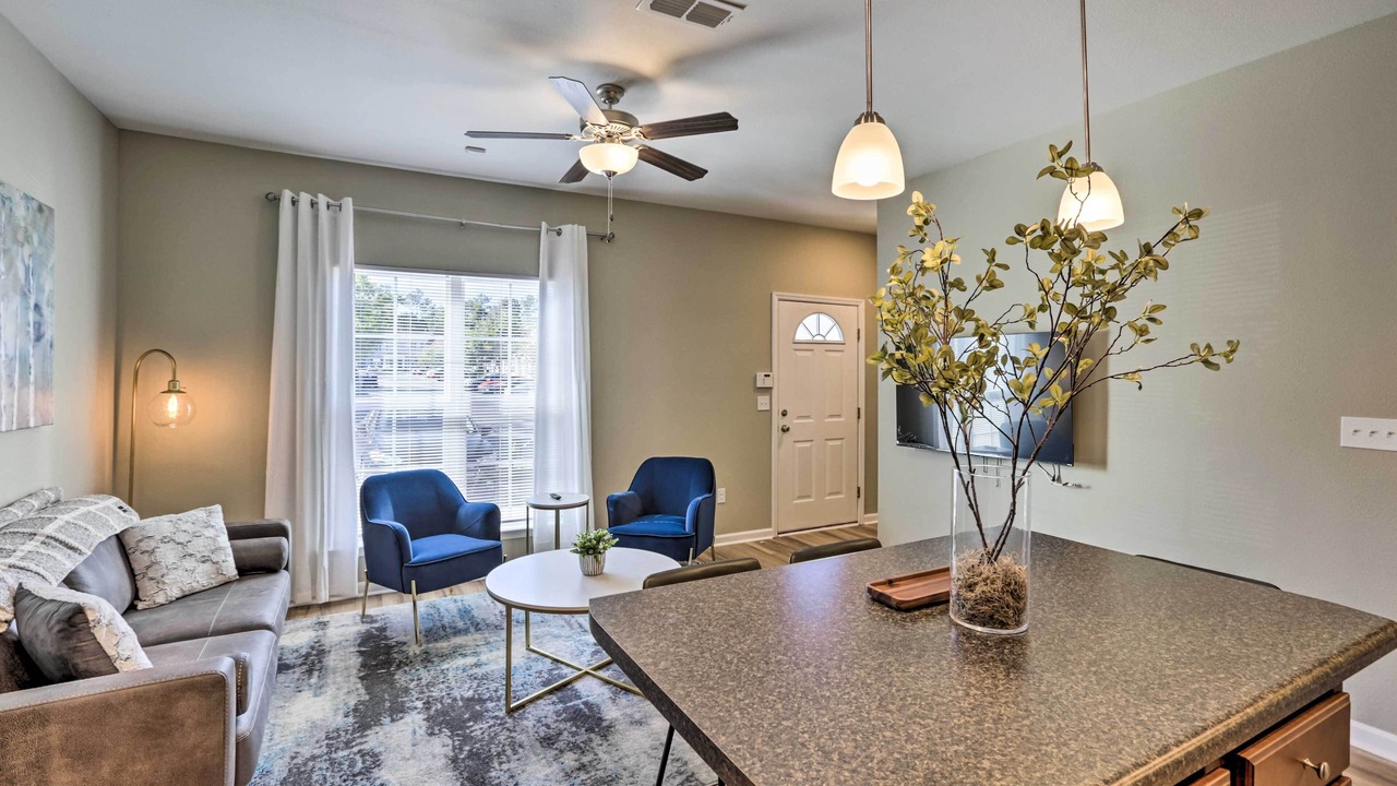 Photo of Livingroom in Tallahassee