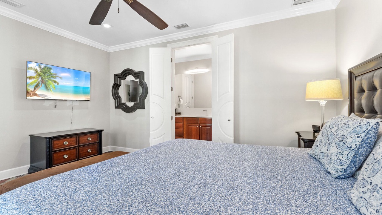Photo of Bedroom in Baytowne Wharf