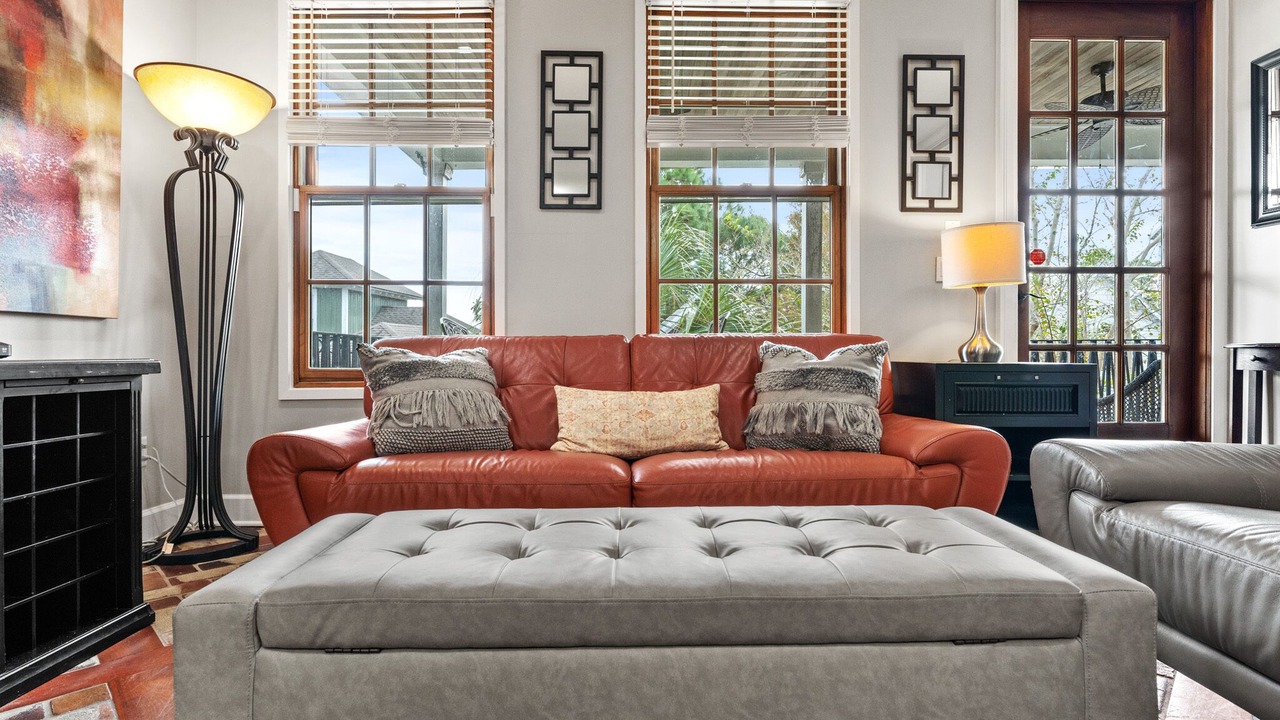 Photo of Livingroom in Baytowne Wharf