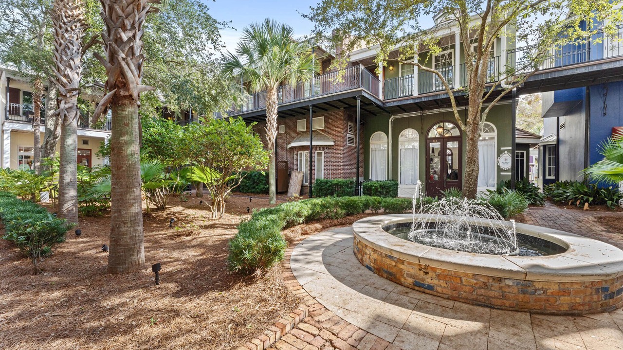 Photo of Outdoor in Baytowne Wharf