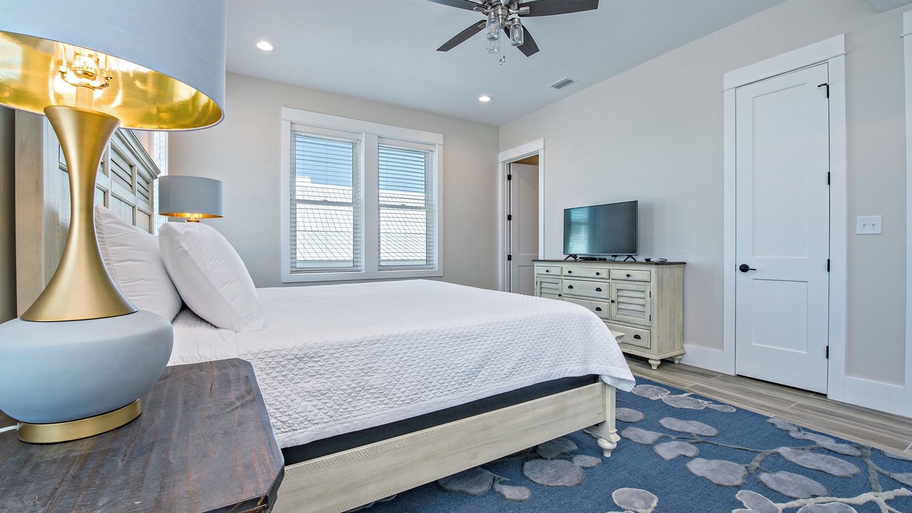 Photo of Bedroom in Surf Side Shores