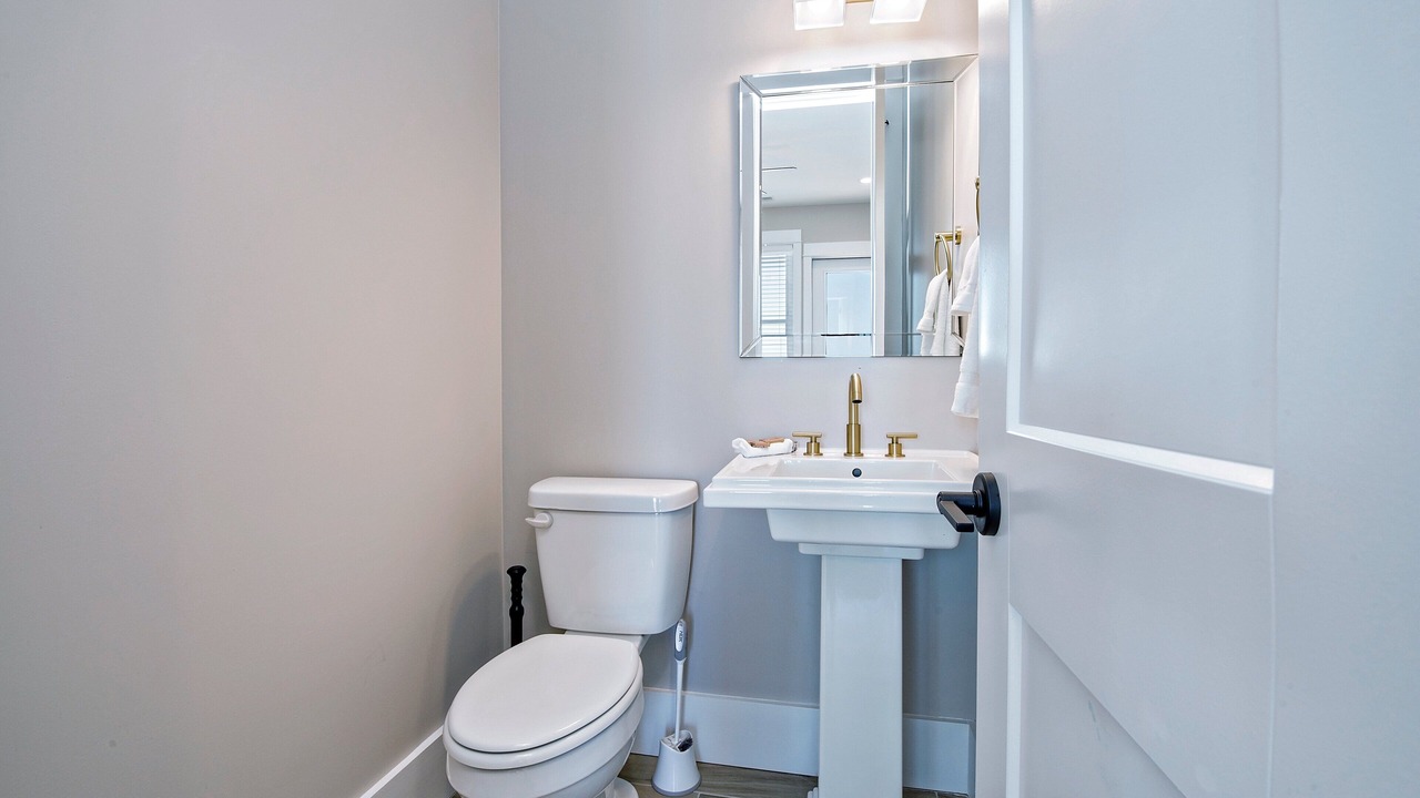Photo of Bathroom in Surf Side Shores