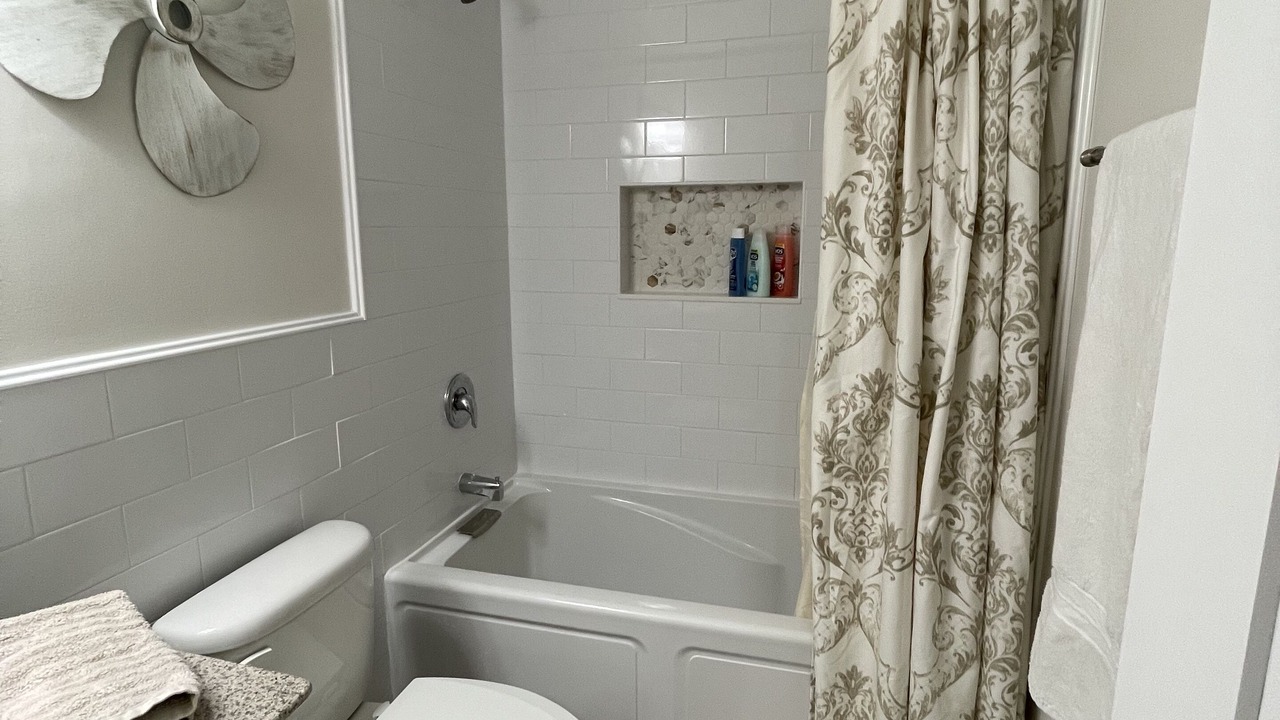 Photo of Bathroom in Isle of Palms