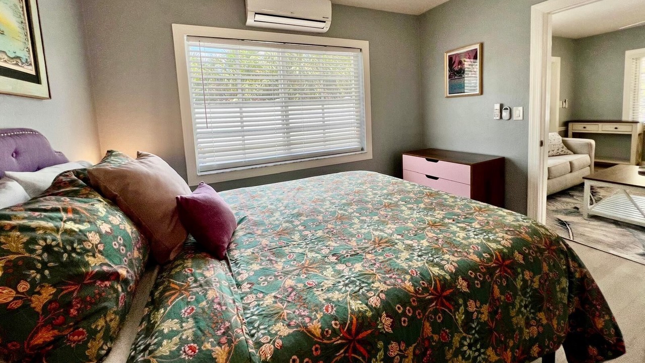 Photo of Bedroom in Parrot Cove