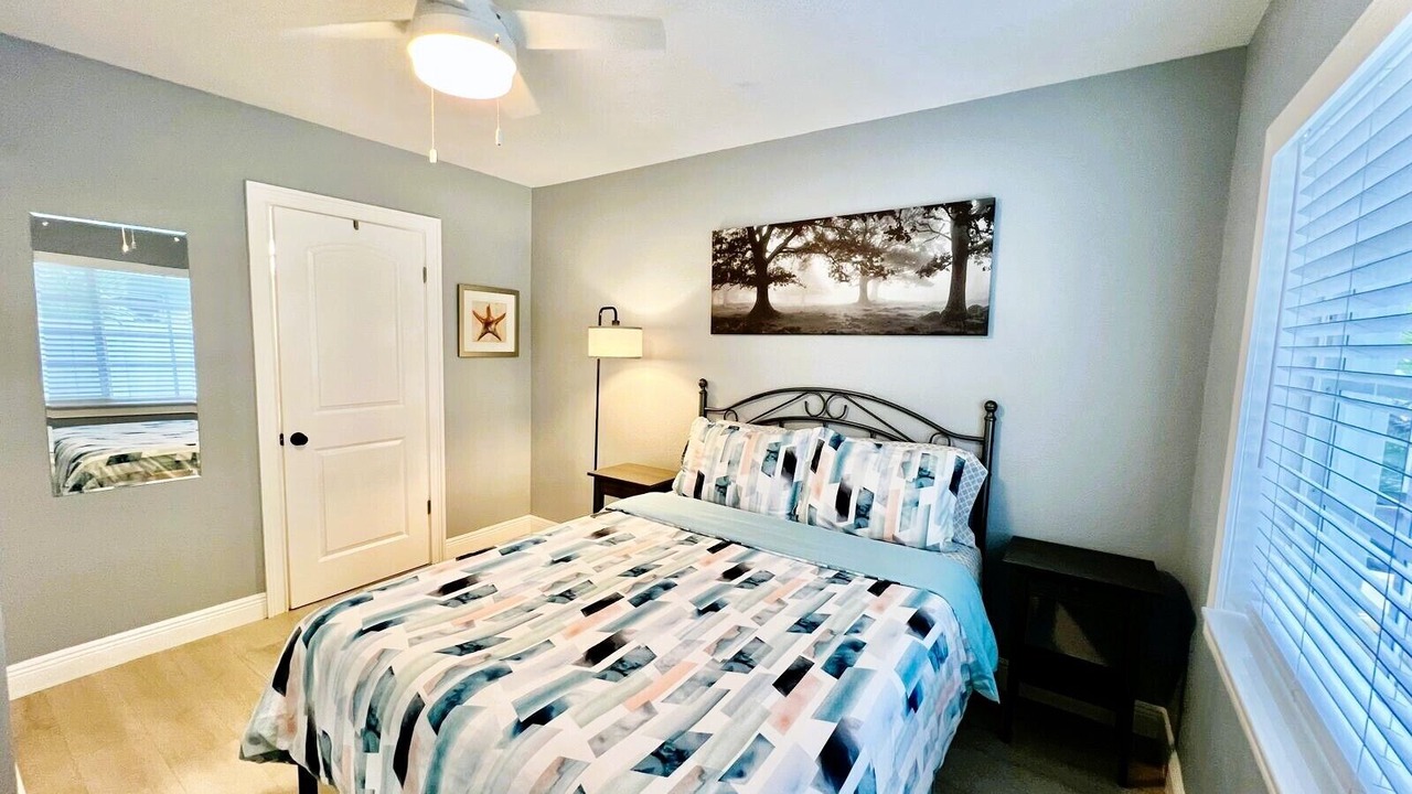 Photo of Bedroom in Parrot Cove