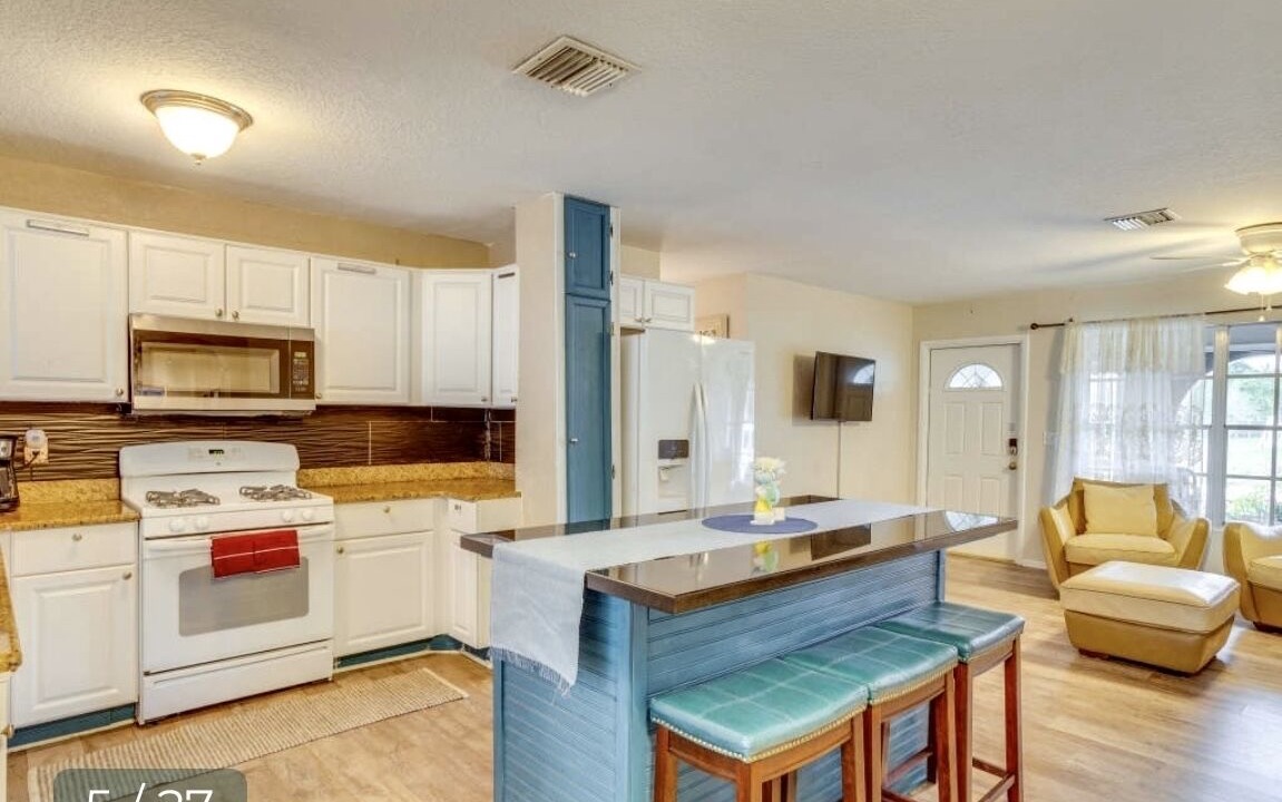 Photo of Kitchen in River Park