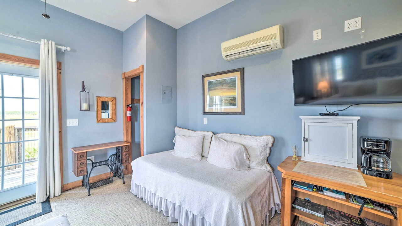 Photo of Bedroom in Salem