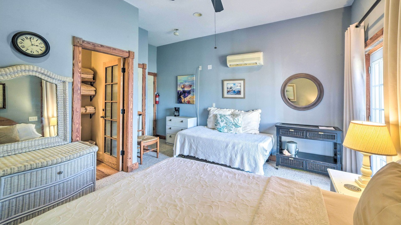 Photo of Bedroom in Salem