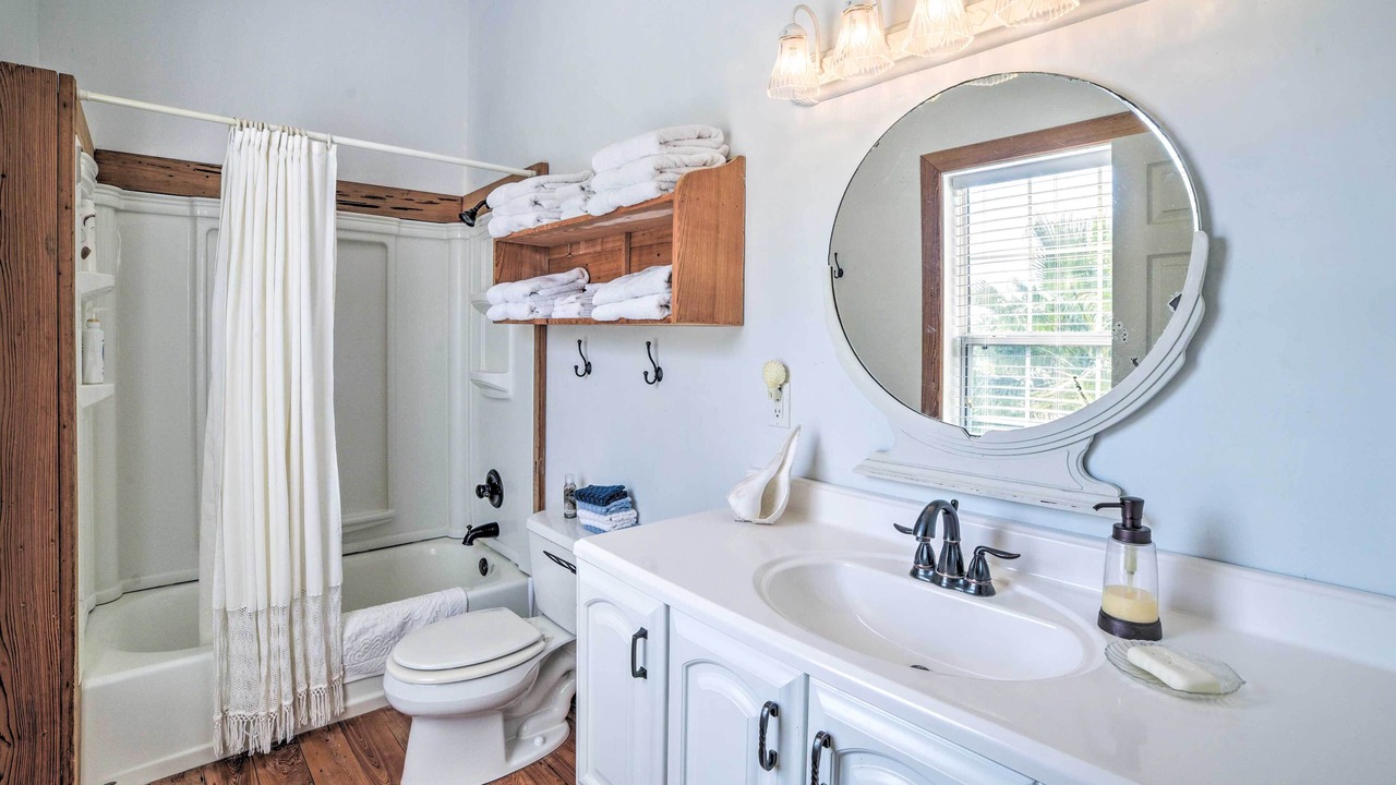 Photo of Bathroom in Salem