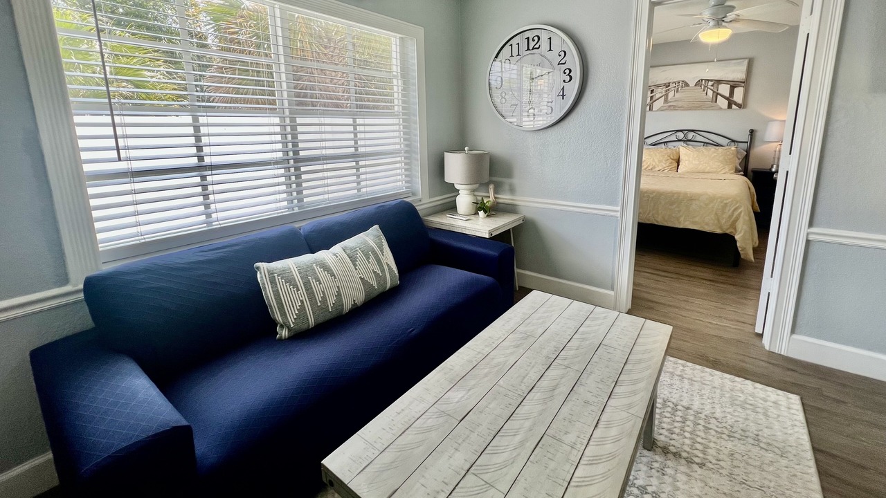 Photo of Livingroom in Parrot Cove