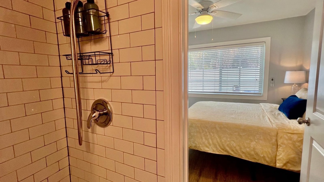 Photo of Bathroom in Parrot Cove