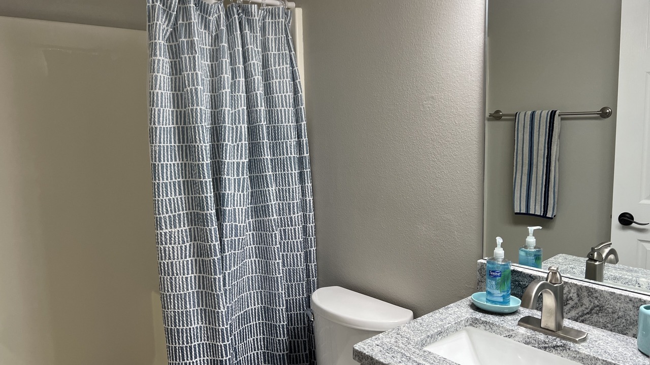 Photo of Bathroom in Candler