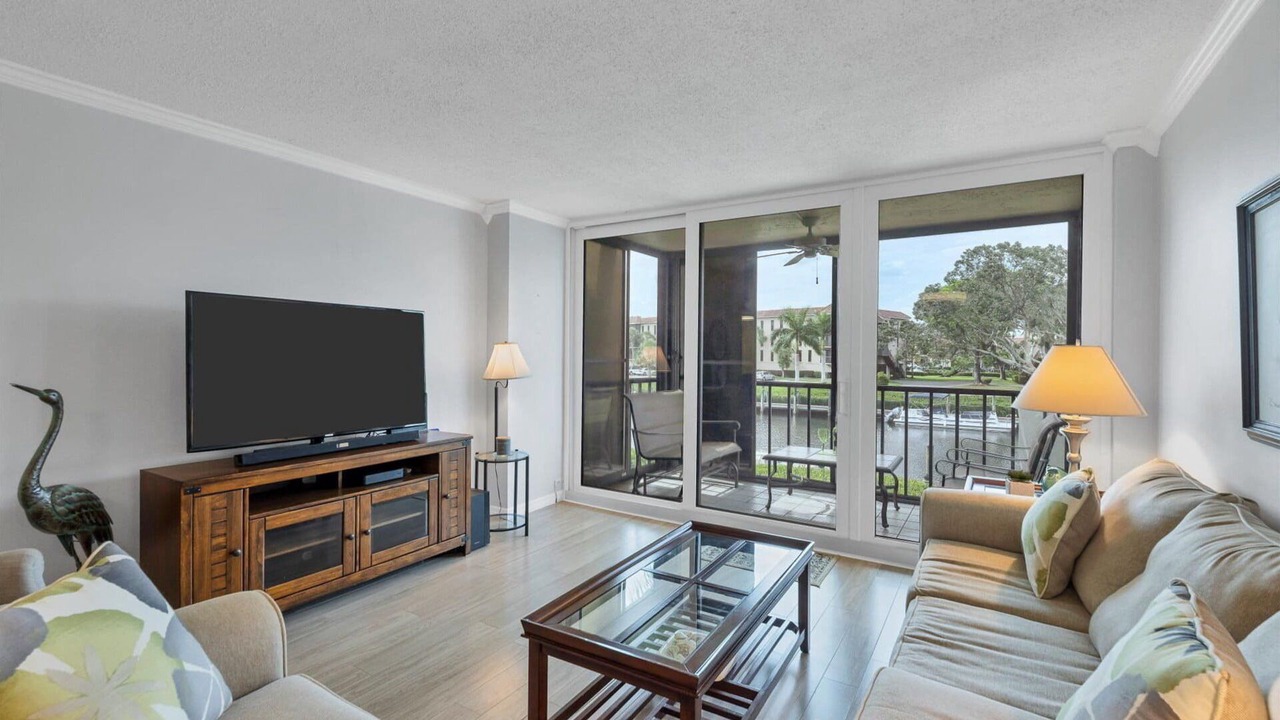Photo of Livingroom in Charlotte Harbor